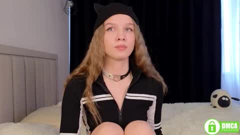 Lia  online show from October 10, 10:14 am