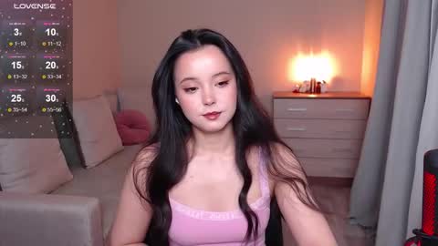 Snapshot of lia_hetty chatting on November 23, 3:34 pm L I A online show from November 23, 3:34 pm