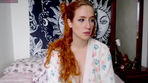 Snapshot of lia_monroe chatting on December 29, 6:16 pm Lia Monroe online show from December 29, 6:16 pm