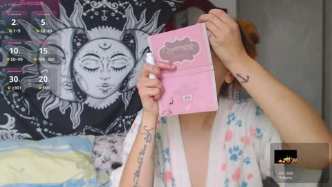 Snapshot of lia_monroe chatting on January 8, 5:15 pm Lia Monroe online show from January 8, 5:15 pm