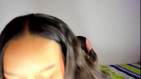 Snapshot of lia_rosse69 chatting on December 19, 12:39 am Lia online show from December 19, 12:39 am