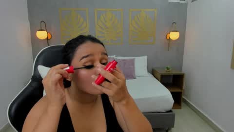 Snapshot of lia_sexx19 chatting on February 20, 2:29 am Lia online show from February 20, 2:29 am