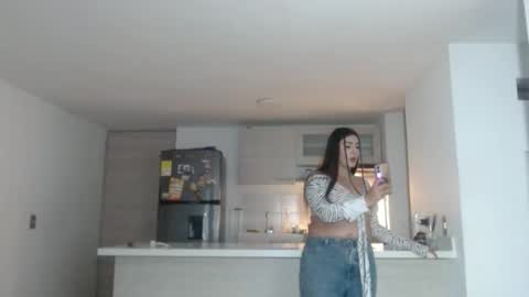 lia_vc online show from September 29, 11:42 pm