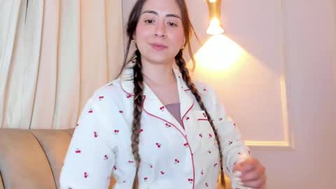 Snapshot of lia_walton__ chatting on October 9, 4:16 pm liz walton online show from October 9, 4:16 pm