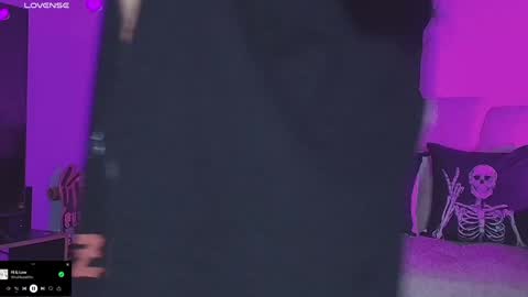 Snapshot of liaa_rodriguezz chatting on February 7, 10:41 pm Liaa online show from February 7, 10:41 pm