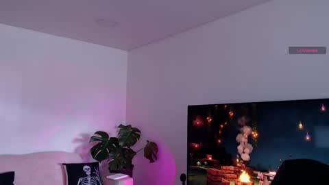 Snapshot of liaa_rodriguezz chatting on September 14, 3:00 pm Liaa online show from September 14, 3:00 pm