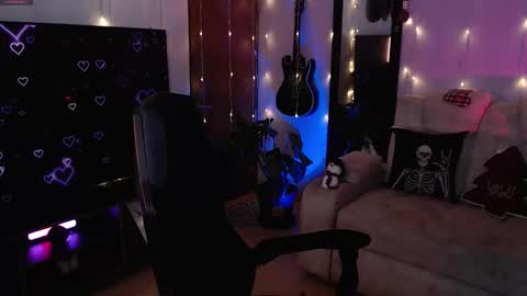 Liaa  online show from January 7, 1:08 am