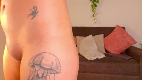 Snapshot of liaamoretti__ chatting on July 8, 2:38 am L I A online show from July 8, 2:38 am