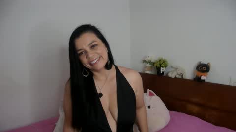Snapshot of liablac chatting on October 6, 1:25 am lia blac online show from October 6, 1:25 am
