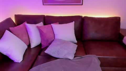 Snapshot of liahjhons chatting on October 9, 4:32 am Liah online show from October 9, 4:32 am