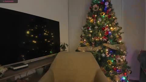 Snapshot of liahkimi chatting on December 22, 5:12 am Lia online show from December 22, 5:12 am
