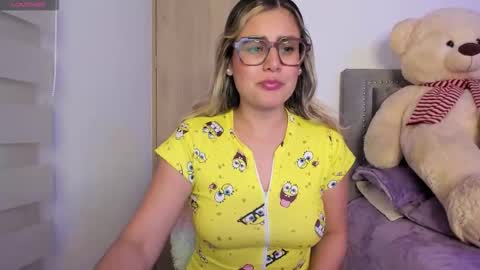 Lia  online show from November 5, 11:16 pm