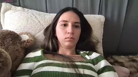 Snapshot of liahrommie chatting on February 18, 2:46 pm Amy online show from February 18, 2:46 pm