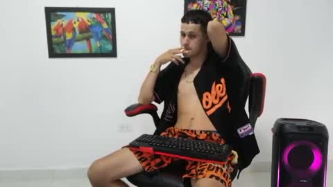 Snapshot of liam_andres12 chatting on November 5, 9:26 pm Andres online show from November 5, 9:26 pm