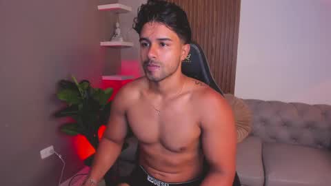 Liam Collins online show from April 21, 11:49 am