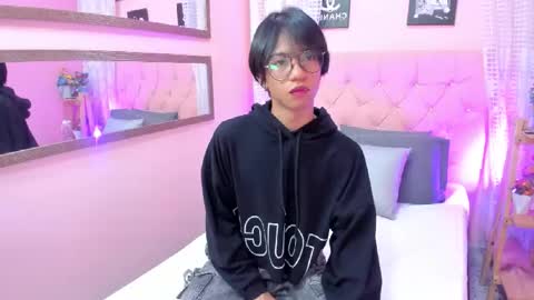 Snapshot of liam_evvan chatting on September 16, 3:40 am Liam online show from September 16, 3:40 am