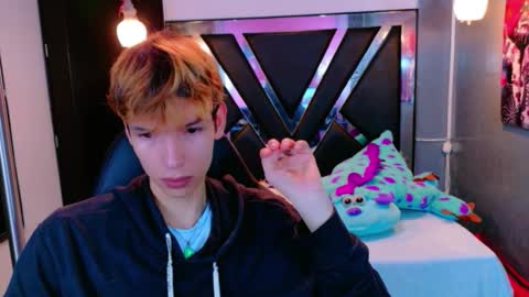 Snapshot of liam_green1 chatting on February 10, 11:47 am liam_green1 online show from February 10, 11:47 am