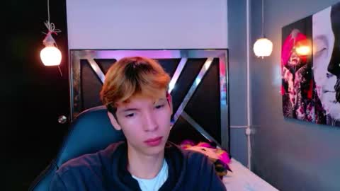 Snapshot of liam_green1 chatting on February 12, 12:11 pm liam_green1 online show from February 12, 12:11 pm