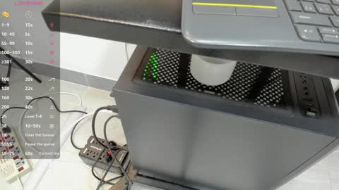 LIAM KLEIN online show from January 14, 11:31 am