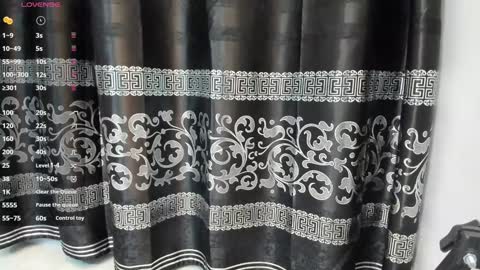 LIAM KLEIN online show from February 5, 11:12 am