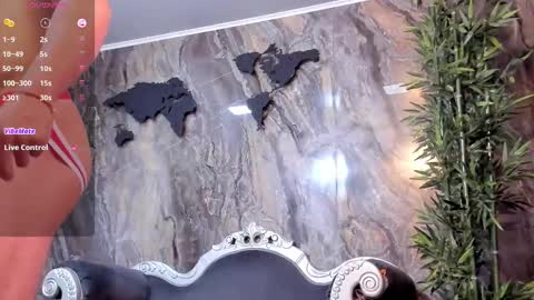 LIAM KLEIN online show from February 19, 2:23 pm