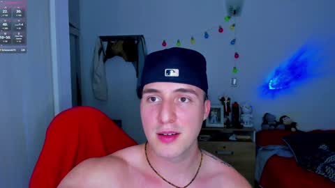 Snapshot of liam_oficial chatting on December 21, 6:41 am liam online show from December 21, 6:41 am