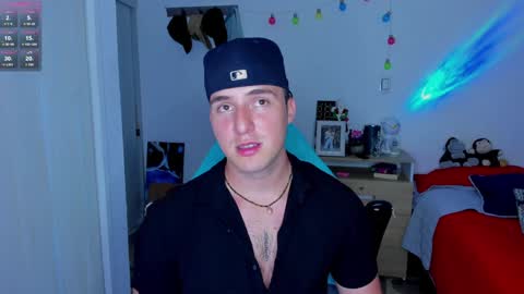 Snapshot of liam_oficial chatting on January 10, 4:44 am liam online show from January 10, 4:44 am