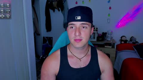 Snapshot of liam_oficial chatting on January 11, 2:52 am liam online show from January 11, 2:52 am