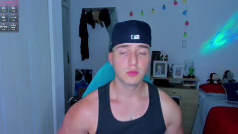 Snapshot of liam_oficial chatting on January 24, 3:32 am liam online show from January 24, 3:32 am