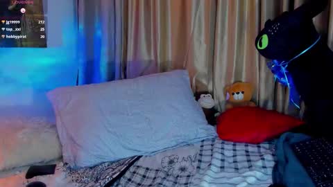 Snapshot of liam_oficial chatting on September 14, 2:11 am liam online show from September 14, 2:11 am