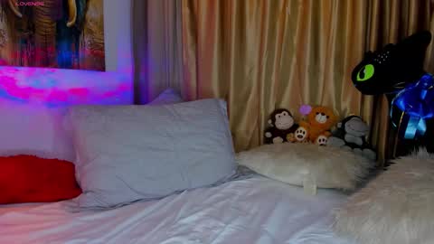 Snapshot of liam_oficial chatting on November 24, 12:54 am liam online show from November 24, 12:54 am