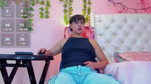 Snapshot of liam_scoot_ chatting on February 24, 12:03 pm LIN online show from February 24, 12:03 pm