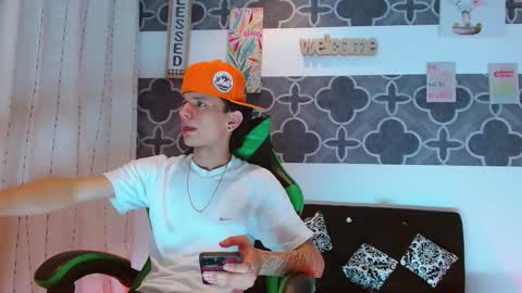 liamblaze online show from December 1, 12:26 am