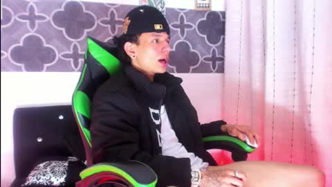 liamblaze online show from December 3, 12:07 am