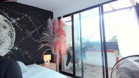 LiamDeep online show from December 14, 8:46 pm