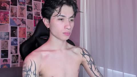 Liam online show from December 2, 1:02 pm