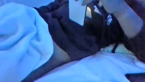 Snapshot of liamk121 chatting on December 15, 5:23 am liamk121 online show from December 15, 5:23 am