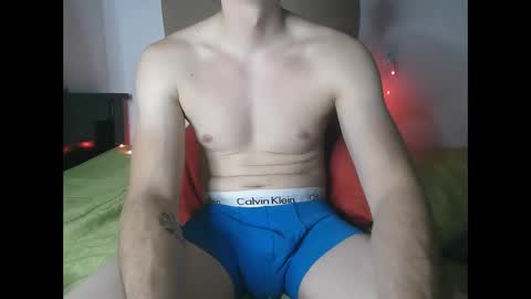 Snapshot of liammason_ chatting on October 25, 3:58 am liammason_ online show from October 25, 3:58 am