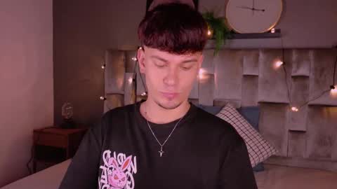 Snapshot of liamthunder05_ chatting on October 27, 3:10 am Liam Thunder online show from October 27, 3:10 am