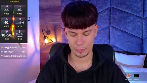 Snapshot of liamthunder05_ chatting on October 29, 3:09 am Liam Thunder online show from October 29, 3:09 am