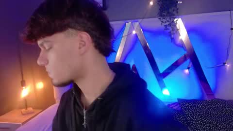 Snapshot of liamthunder05_ chatting on November 19, 3:06 am Liam Thunder online show from November 19, 3:06 am