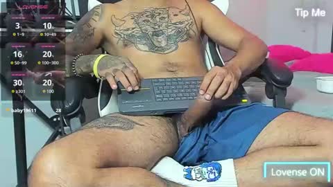 Snapshot of liamtrevor chatting on February 10, 10:19 pm liamtrevor online show from February 10, 10:19 pm