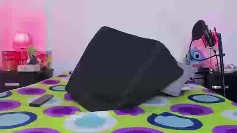 Snapshot of liamtrevor chatting on September 23, 10:13 pm liamtrevor online show from September 23, 10:13 pm