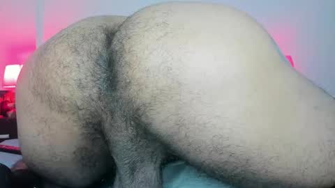 Snapshot of liamtrevor chatting on November 27, 12:24 am liamtrevor online show from November 27, 12:24 am