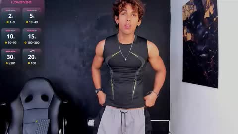 liamvibes212 online show from February 26, 1:32 pm