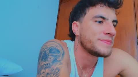 Lian Oconner online show from December 4, 7:55 pm