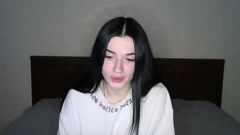 liana_diva online show from February 2, 10:39 pm