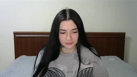 liana_diva online show from March 3, 8:00 pm