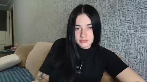 liana_diva online show from March 7, 6:05 pm