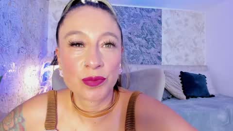 Lian online show from June 3, 7:41 pm